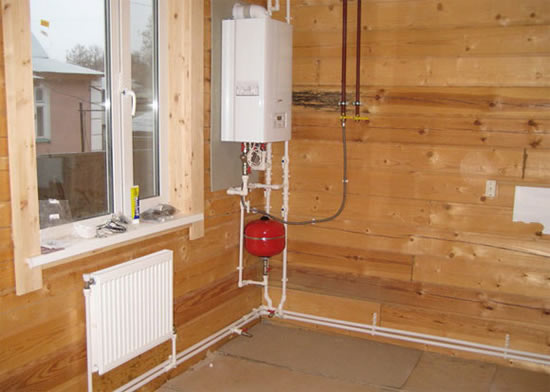 отопление в деревянном доме газом преимущества